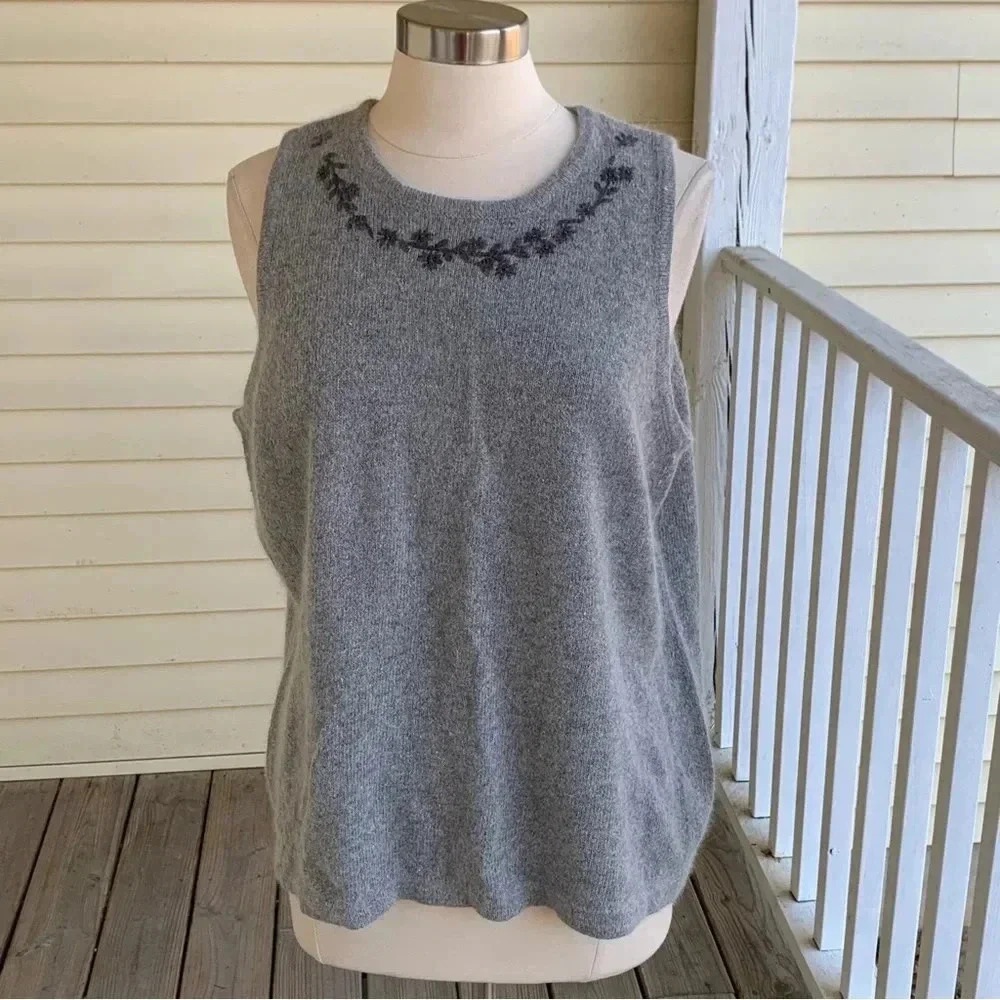 Fashion Bug Angora Rabbit Hair Blend Sweater Gray Embroidered Plus Size 18 20